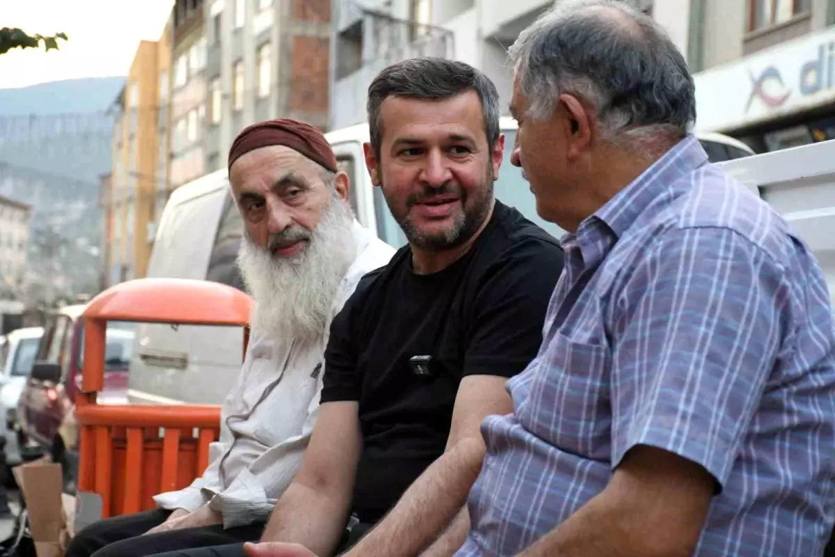 baskan-cetinkaya-ankara-caddesinde-esnaf-ve-vatandaslarla-bir-araya-geldi-jD7bxC3n.jpg
