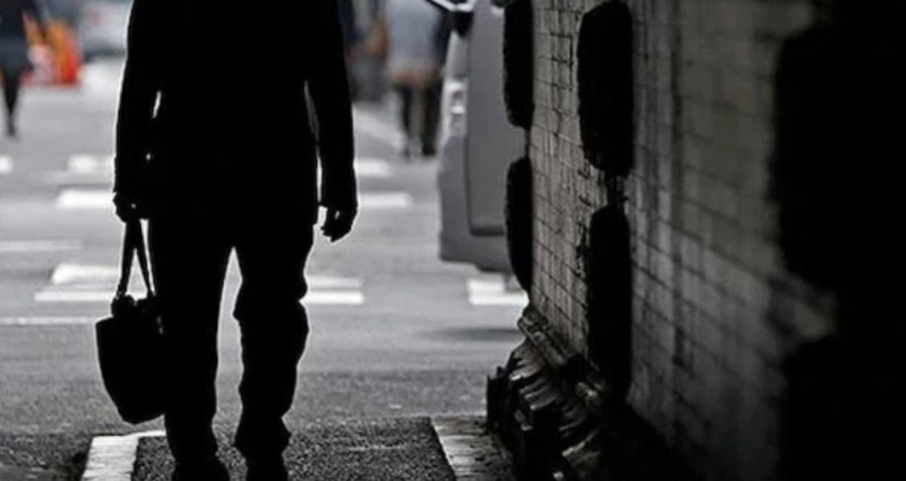 72si birden kepenk indirdi rekor geldi kovulan 18 bin kisi kara kara dusunuyor 2ksPjgs8