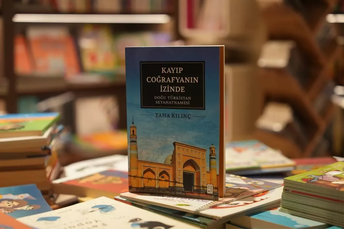 taha kilincin kayip cografyanin izinde dogu turkistan seyahatnamesi kitabi lansmani gerceklesti drVZRONk.jpg