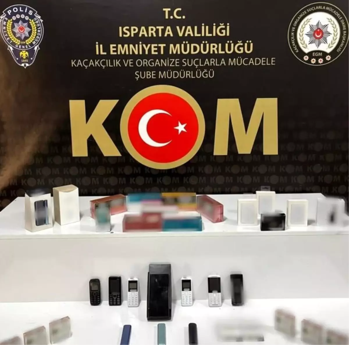 ispartada kacak elektronik sigara operasyonu zVWc4E3S.jpg